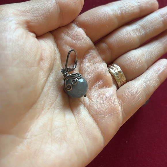 Earrings - Picture 3 of 6